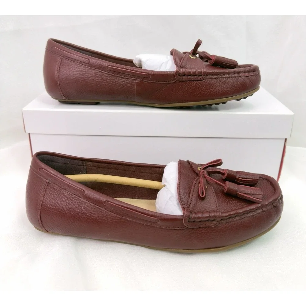 Isaac Mizrahi Aislinn Loafers Womens 7M Burgundy Leather Tassel Driving Moccasin